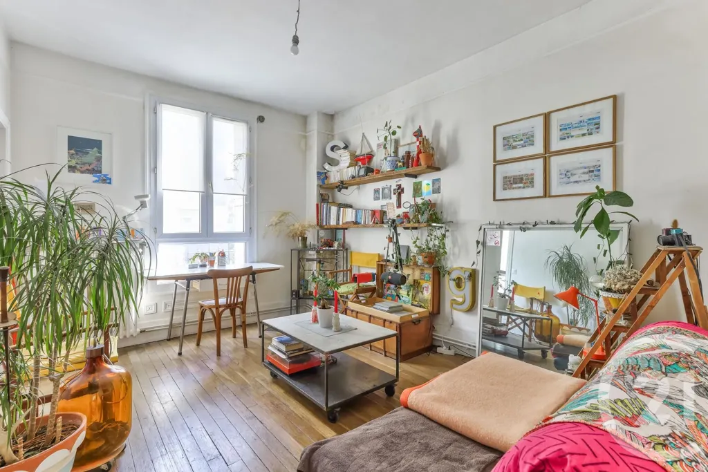 Séjour - Appartement 2 Pièces avec Jardin à Aubervilliers