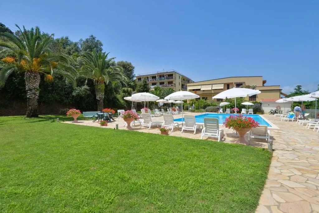 Piscine - Luxury Penthouse with Sea View in Capoliveri