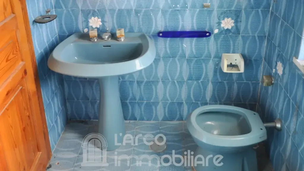 Salles de bain - Two Apartments with Balconies in Grisolia