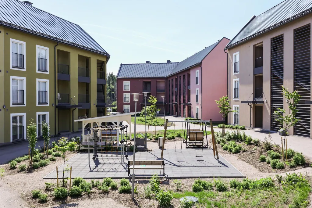 Jardin - Efficiently Designed Apartment with French Balcony in Järvenperä