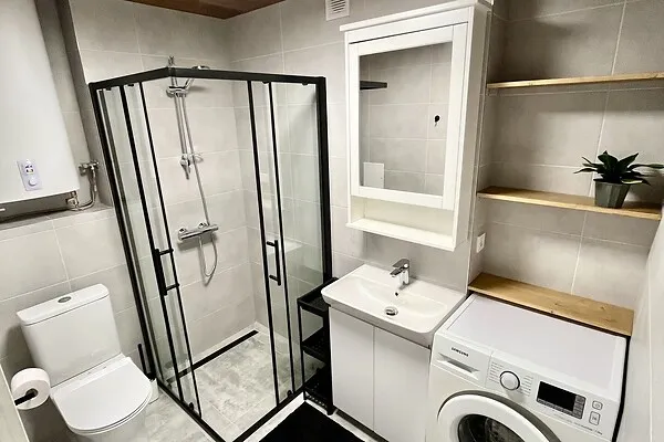 Salles de bain - Renovated Flat with Central Location in Tapa
