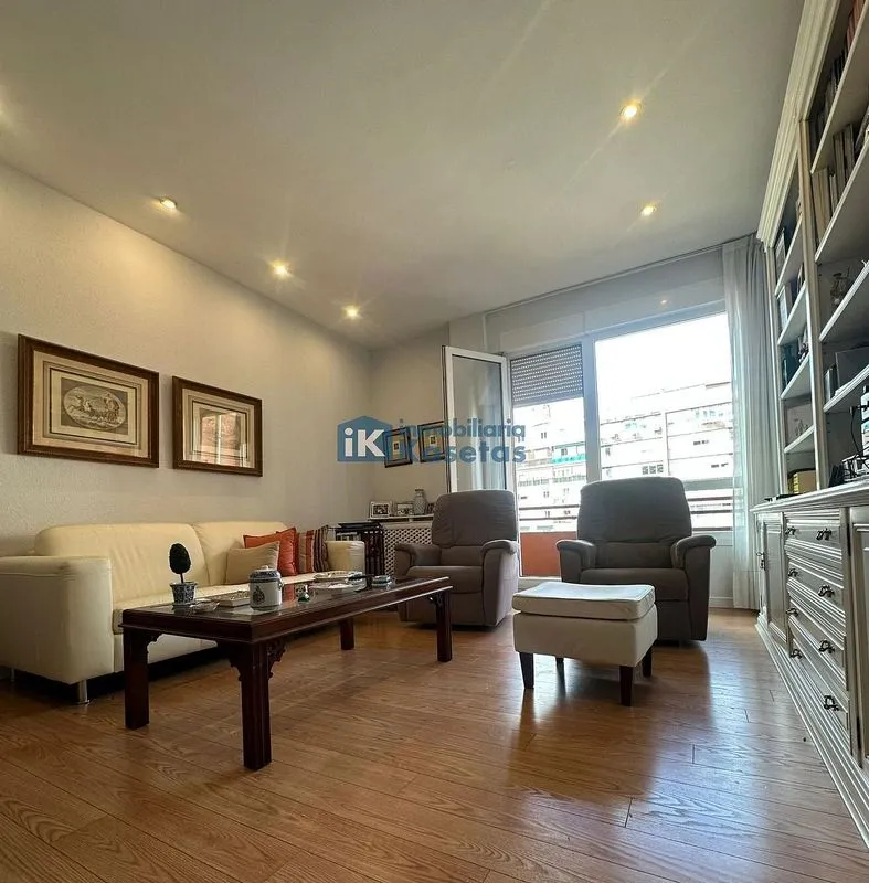 Elutuba - Apartment with Terrace in Deusto, Bilbao