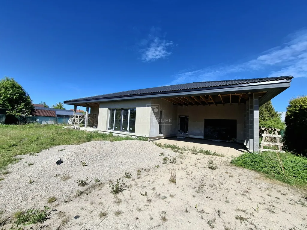 Välivaade - Masonry House with Garden in Dercekliai