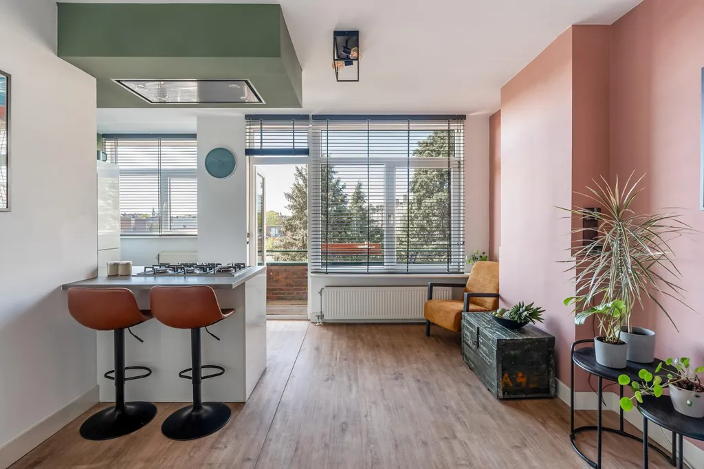5-toaline korter asukohas Rotterdam