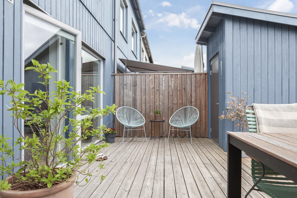 Terrasse - Apartment with South-Facing Terrace in Skegrie