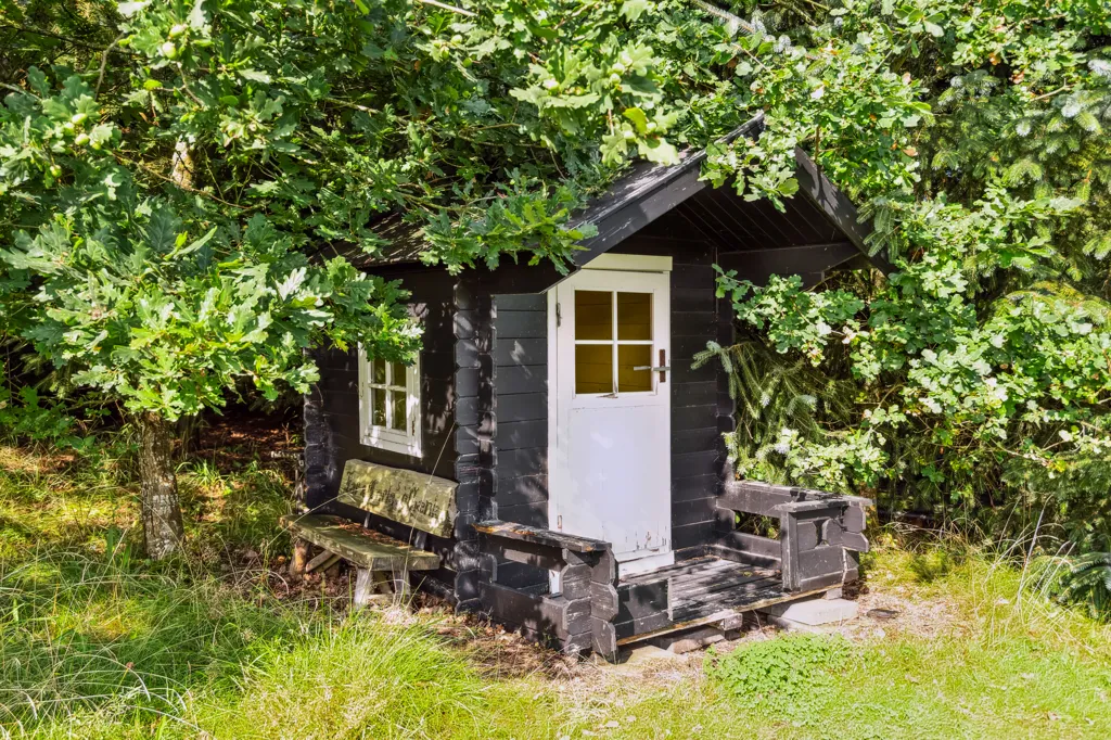 Garden - Summerhouse with Wellness Area in Ringkøbing