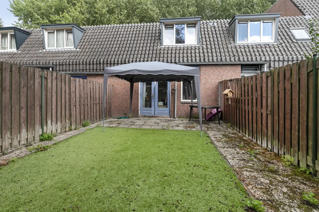 2 magamistoaga maja asukohas Almere
