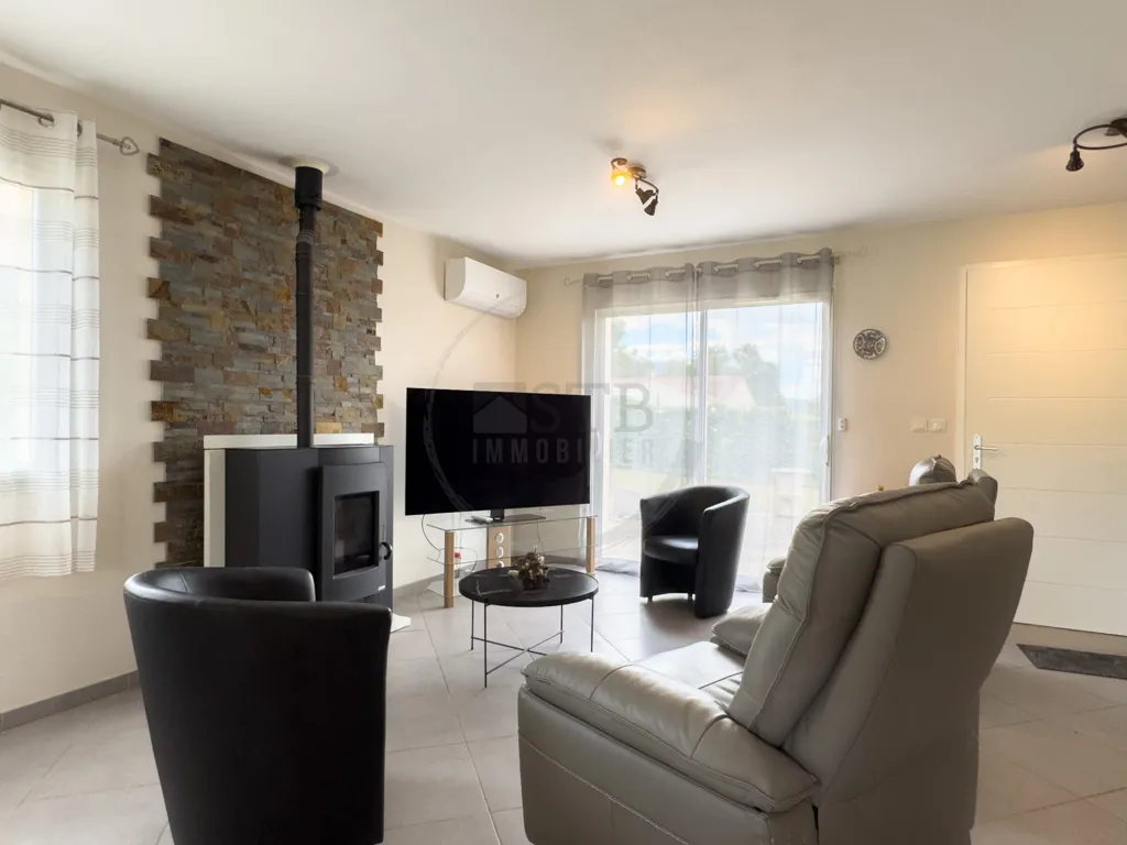 Living Room - Terraced House with Garden in Chomérac