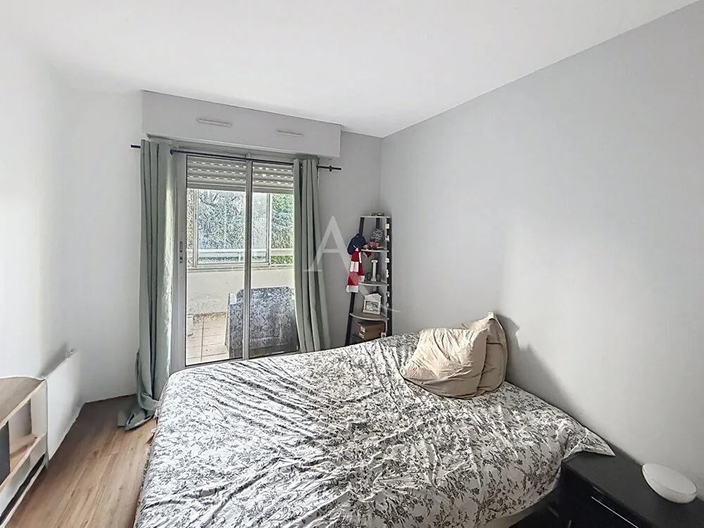 Magamistoad - Renovated 4-Bed Flat with Loggia in Pau