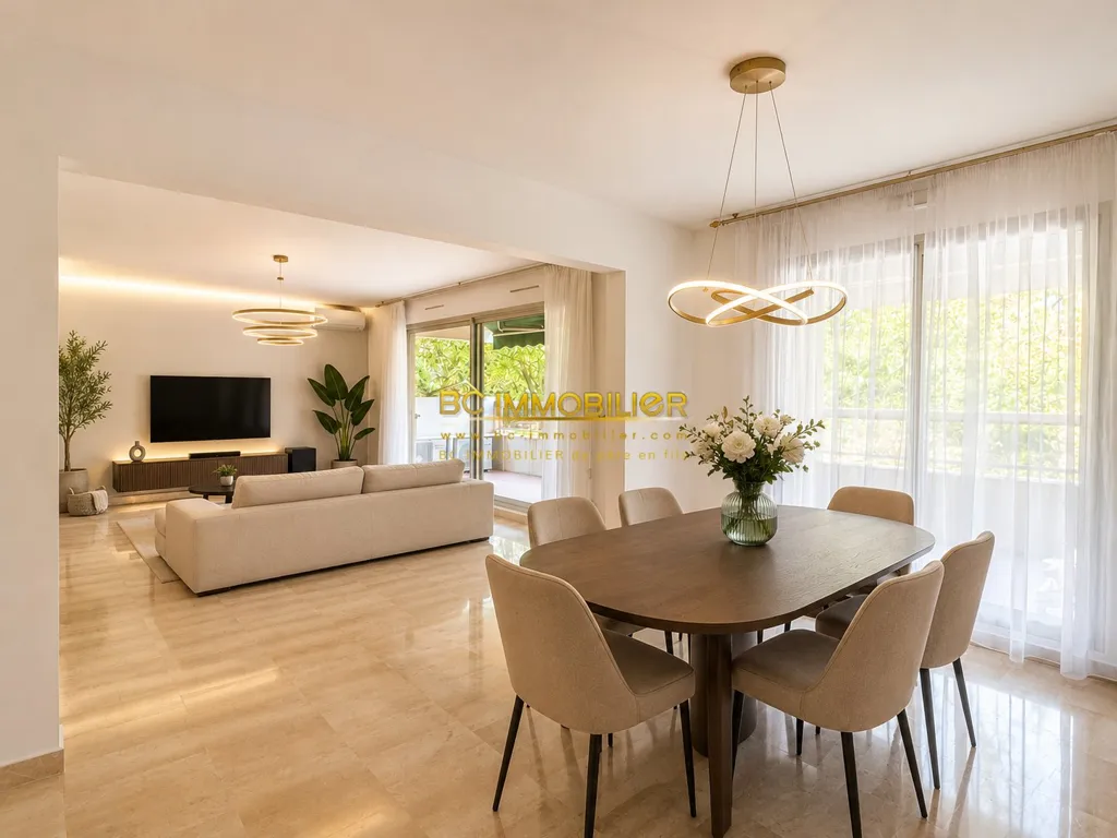 Salle à manger - Appartement T6 avec Terrasse dans Résidence Sécurisée à Parc Berger