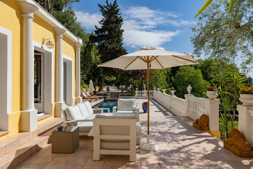 Piscine - Villa avec Piscine et Vue Mer à Nice