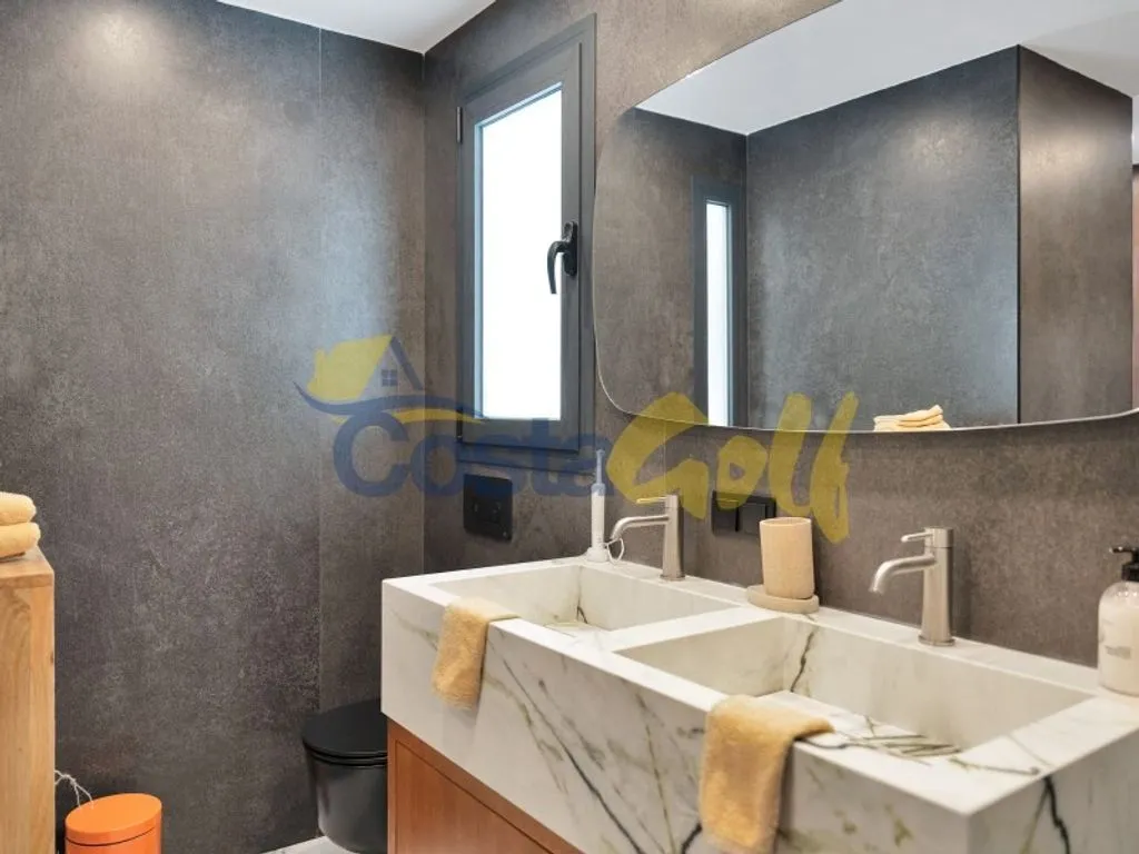 Salles de bain - Luxury Villa with Pool in Elviria, Marbella