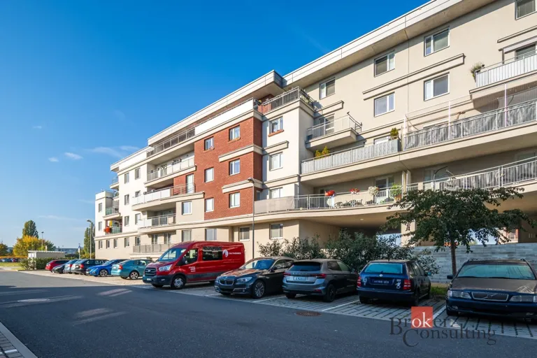 Apartment with City and Garden Views in Poděbrady