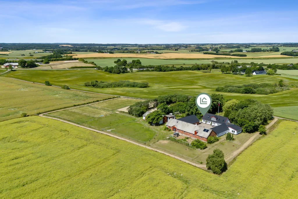 Vue aérienne - Renovated Farmhouse with Equestrian Facilities in Vejle