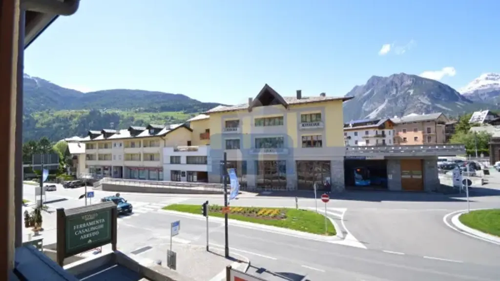 Balcon - Bilocale with Central Location in Bormio
