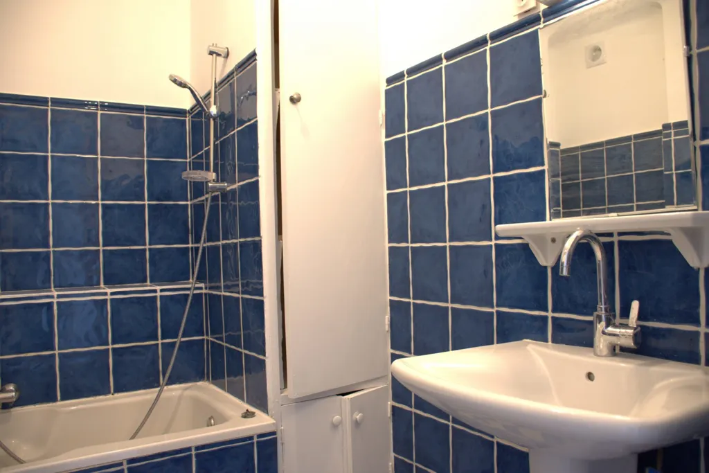 Vannitoad - Bright T3 Flat with Balcony in Aix Centre