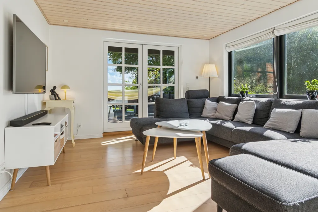 Séjour - Renovated Farmhouse with Open Fields in Låstrup