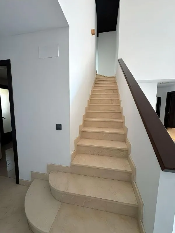 Toad - Duplex with Pool and Terrace in La Mairena, Marbella