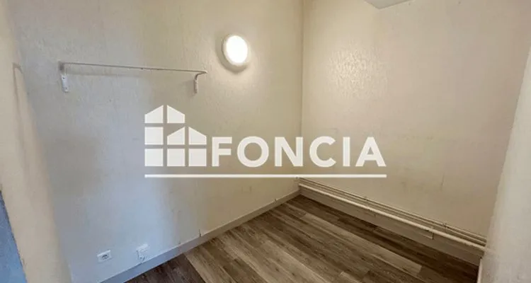 Toad - Spacious Studio with Security in Limoges