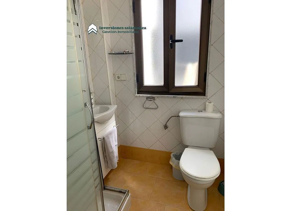 Vannitoad - Student-Friendly Flat with Balcony in Salamanca