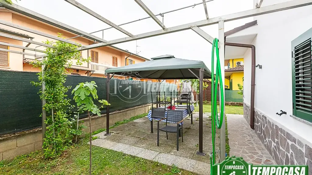 Jardin - Rustic Villa with Solar Panels in Palazzo Pignano