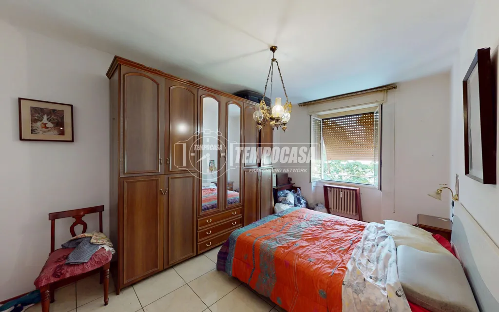Camere da letto - Bright Trilocale with Balcony in Cinisello Balsamo