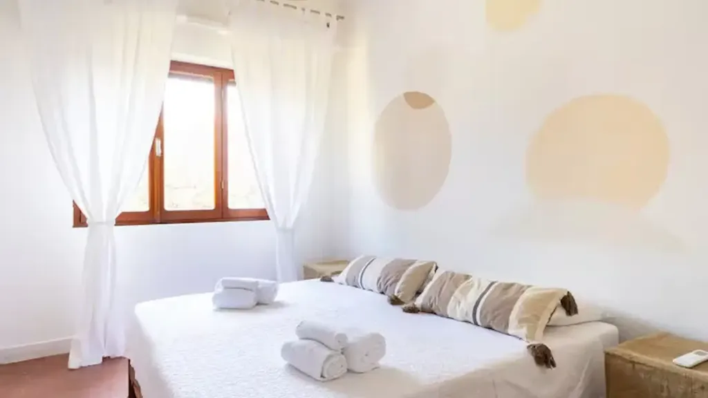 Bedrooms - Contemporary Villa with Sea Access in San Teodoro