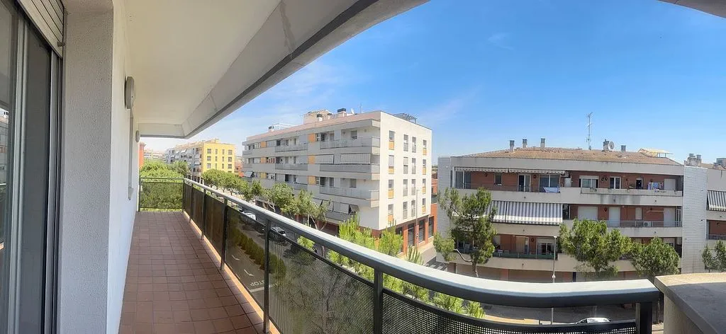 Balcone - VPO Apartment with Parking in Tàrrega
