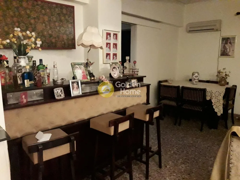 Séjour - 11-Unit Building with Garden in Sarandá, Attica
