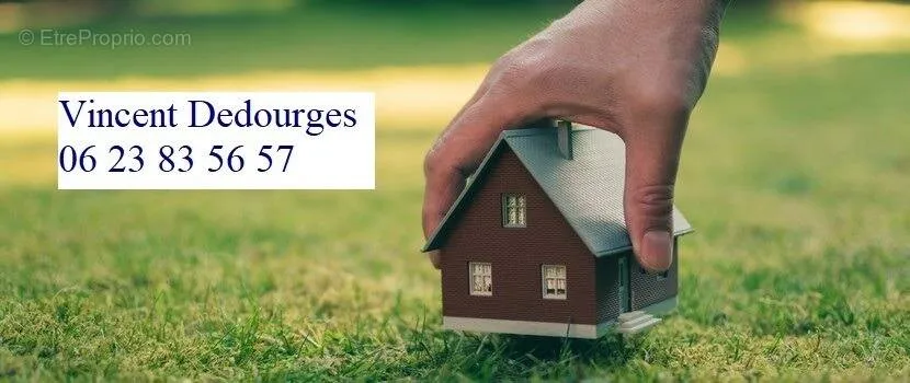 Buildable Plot with Garden in Plouvain
