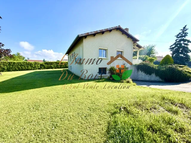 Aed - Villa with Garden and Terrace in Chanas