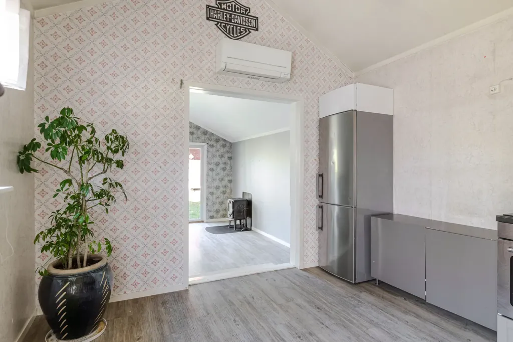 Cuisine - Charming Cottage with Multiple Accommodations in Linköping