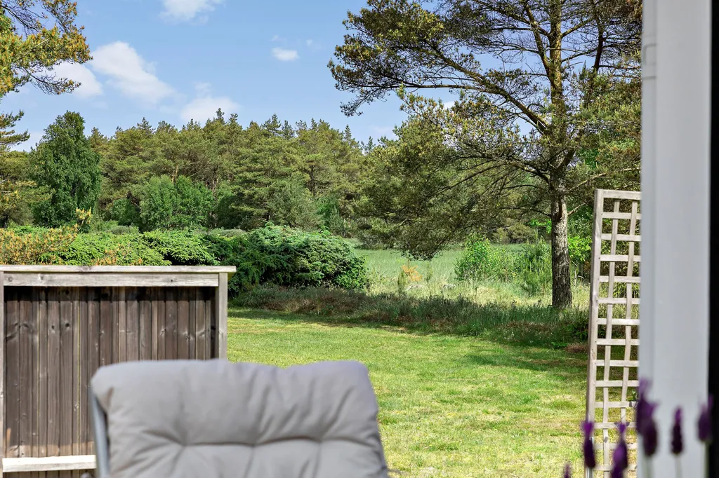 Jardin - Classic Summerhouse with Nature in Skiveren