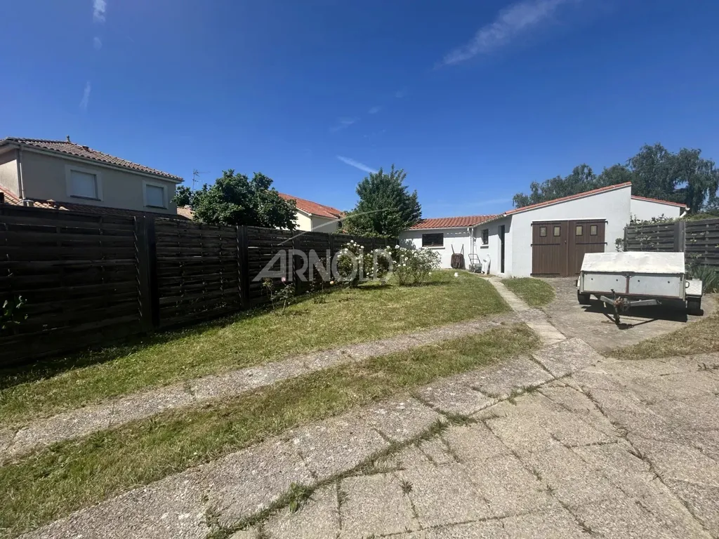 2 magamistoaga maja asukohas Bouguenais