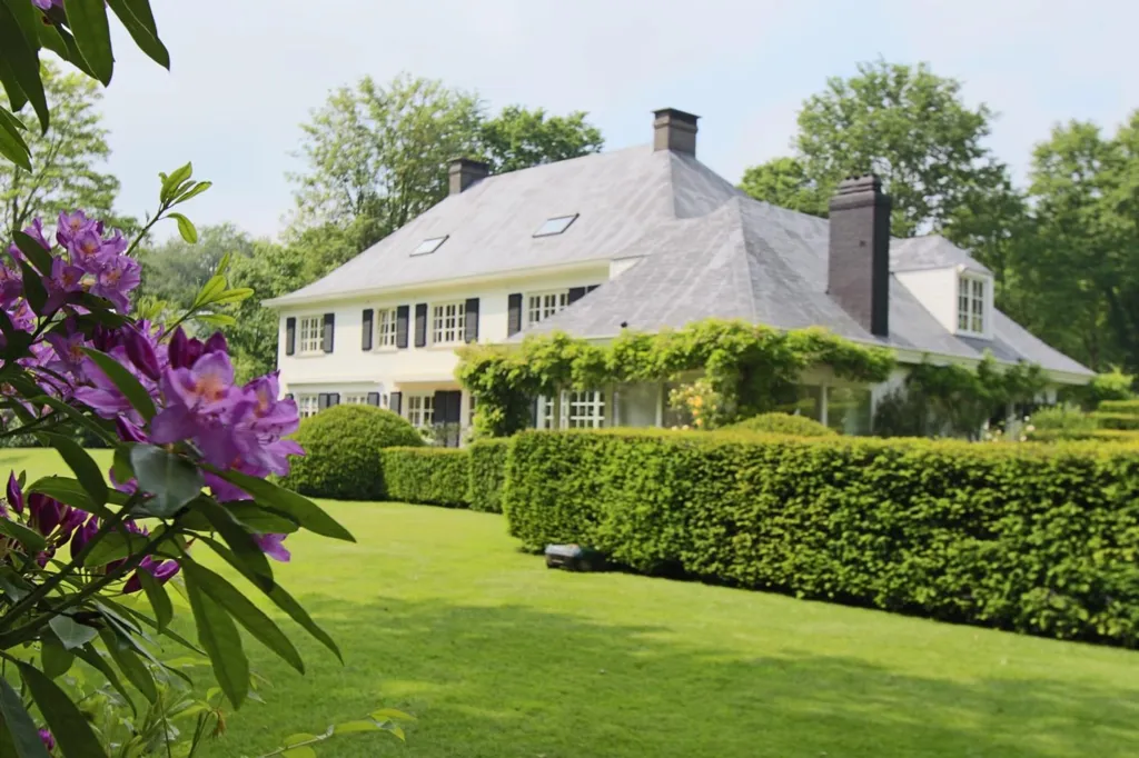 Garden - Villa with Pool in Brasschaat Centre