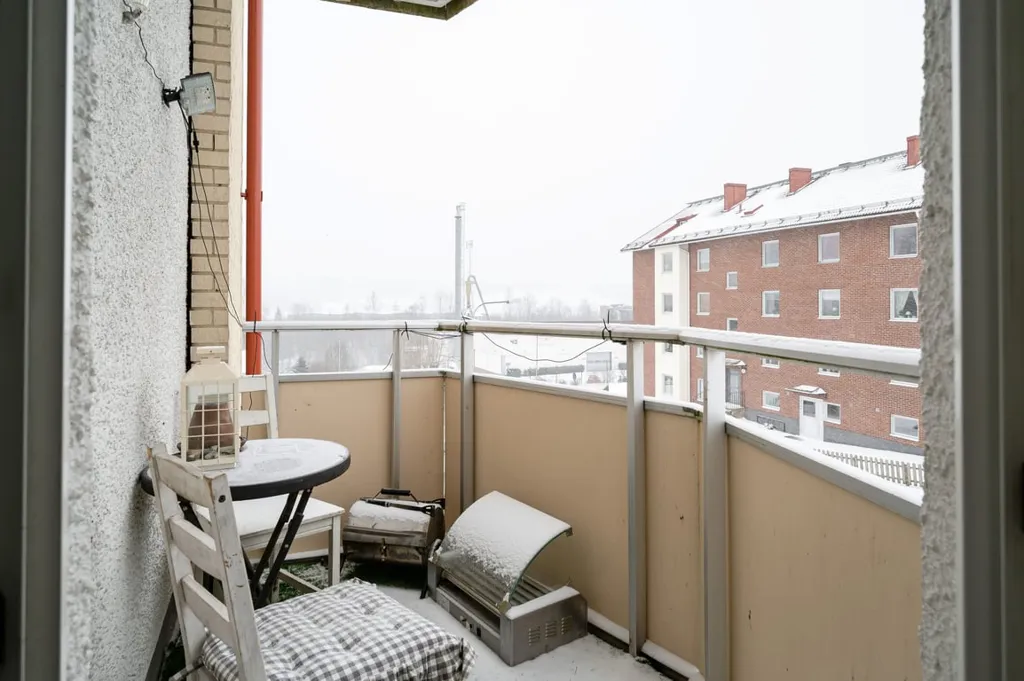 Balcone - Spacious Apartment with Balcony in Sjöbo