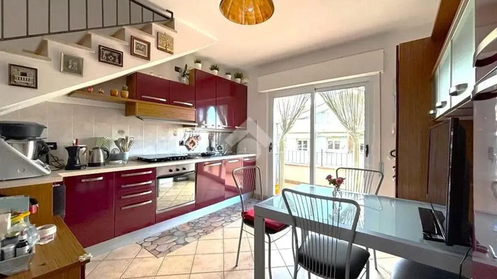 Köök - Semi-detached House with Garden in Pineto