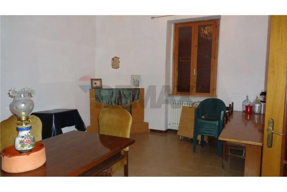 Salle à manger - Rustic Villa with Olive Grove near Miglionico