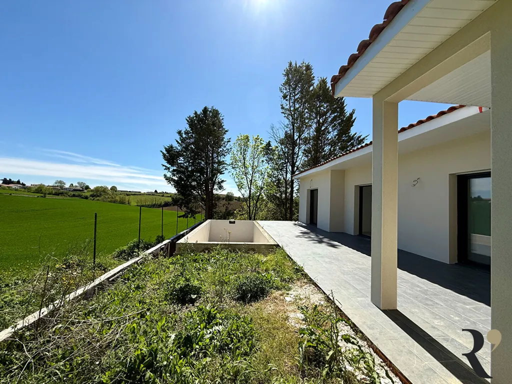Terrasse - Maison Contemporaine avec Piscine à Verfeil