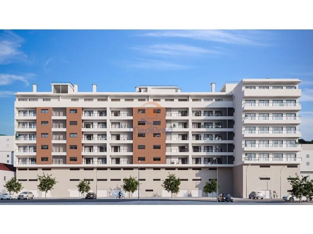 Land with Approved Project in Alverca do Ribatejo