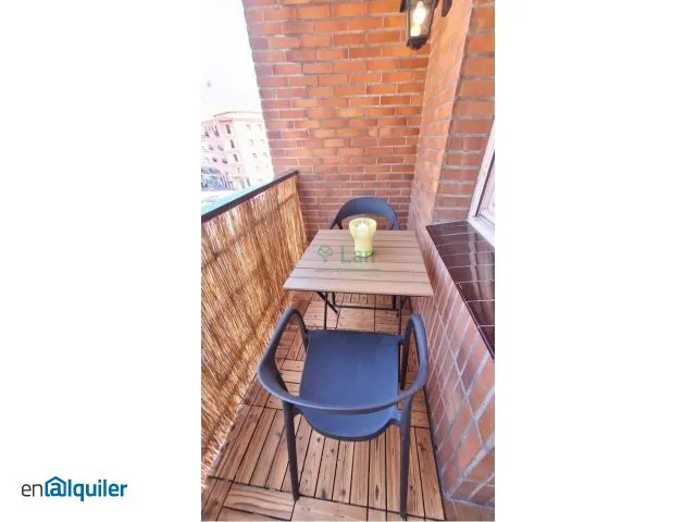 Rõdu - Student Flat with Balcony in Basurto