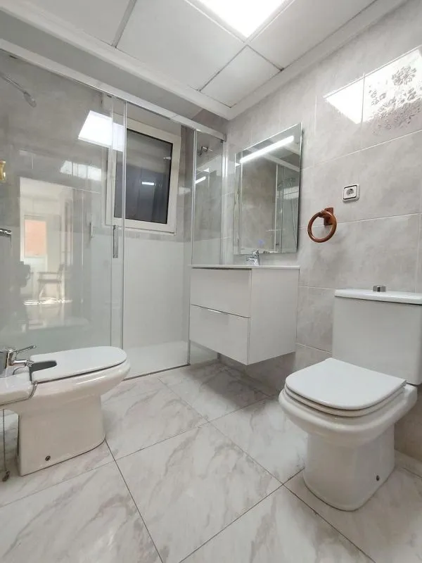 Salles de bain - Furnished Flat with Balcony in Murcia Centre