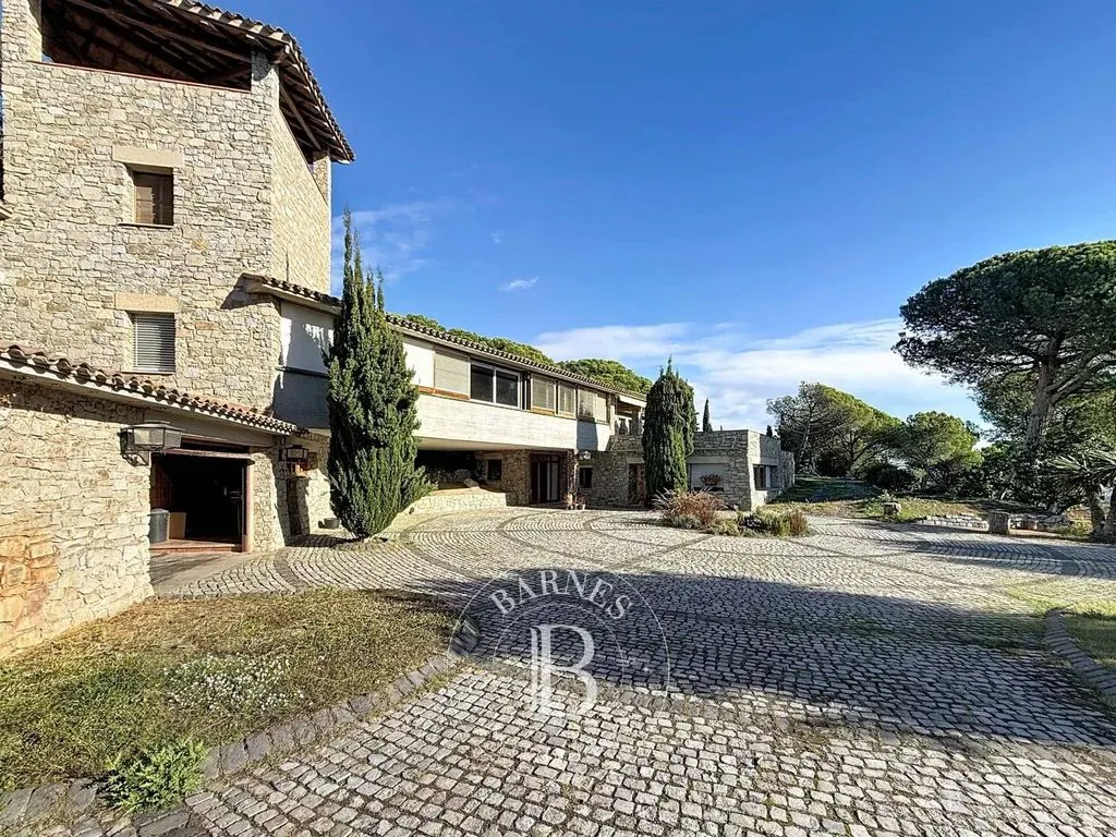 Välivaade - Luxury House with Sea Views in Premià de Dalt