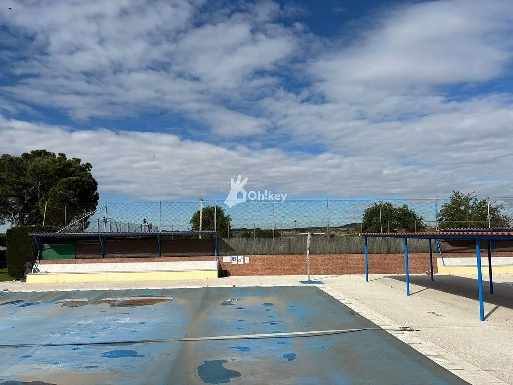 Piscine - Apartment with Pool in Perales del Río
