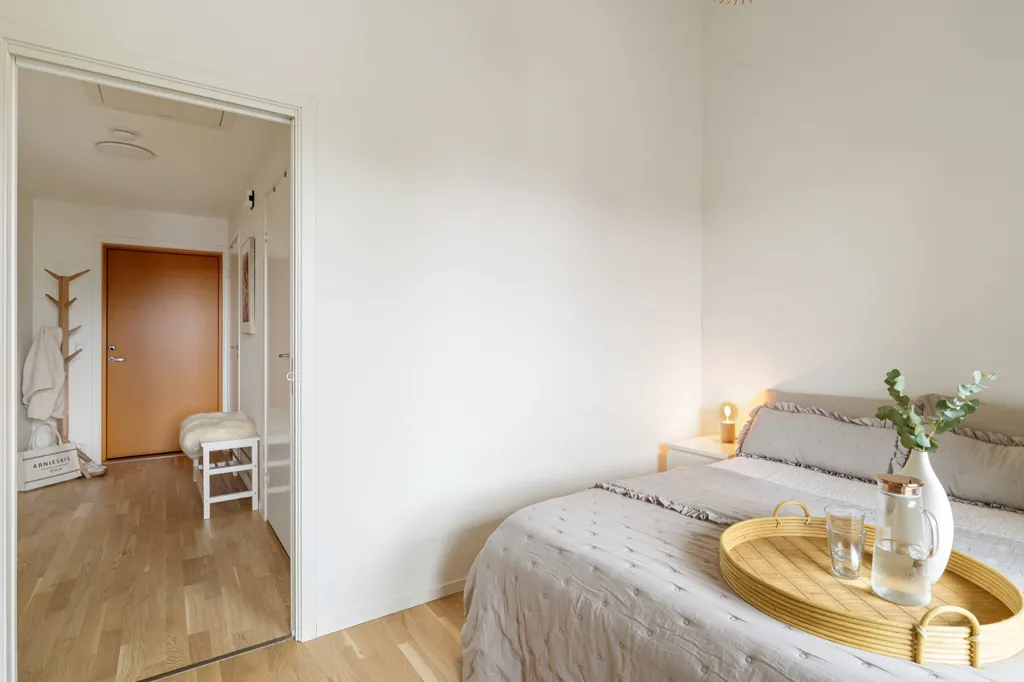 Chambres - Modern 2-Bedroom Flat with Balcony in Sola