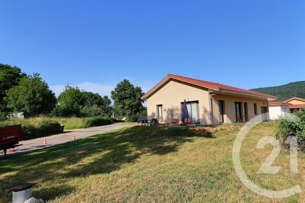 Extérieur - Maison Moderne avec Jardin à Simandre-sur-Suran