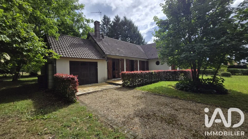 Extérieur - Maison de campagne avec jardin à Beaubray