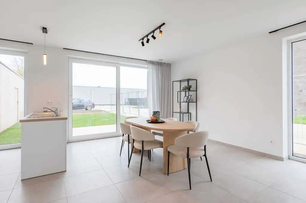 Söögituba - New House with Solar Panels in Wiekevorst