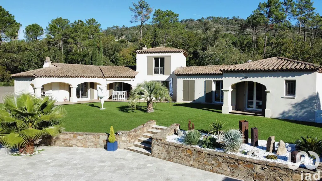 Extérieur - Villa Rénovée avec Piscine au Muy