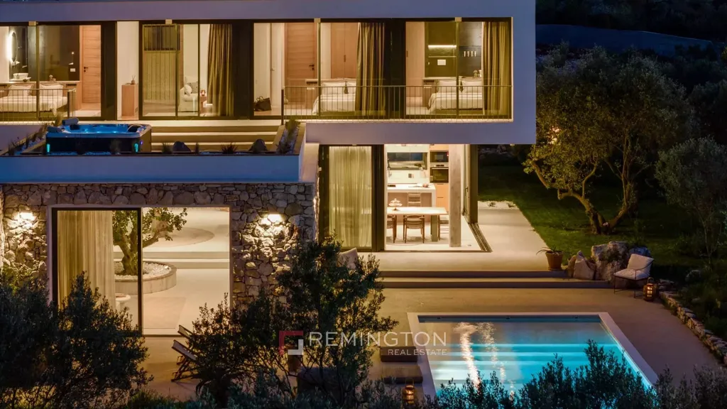 Piscina - Luxury Villa with Heated Pool and Sea View on Šolta